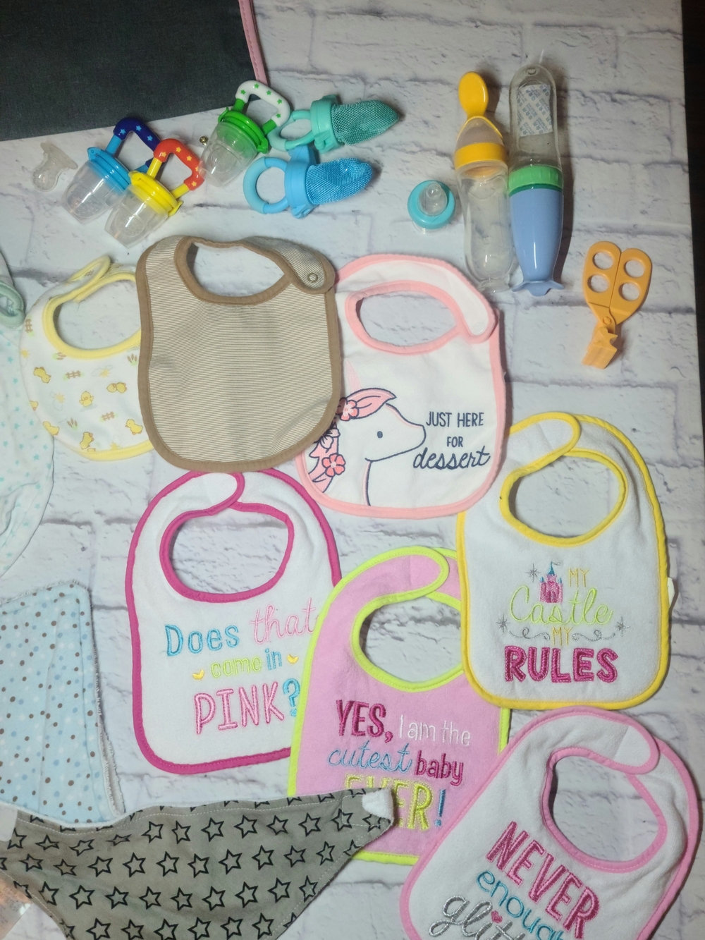 Bundle Of Baby Things - Picture 3 of 3